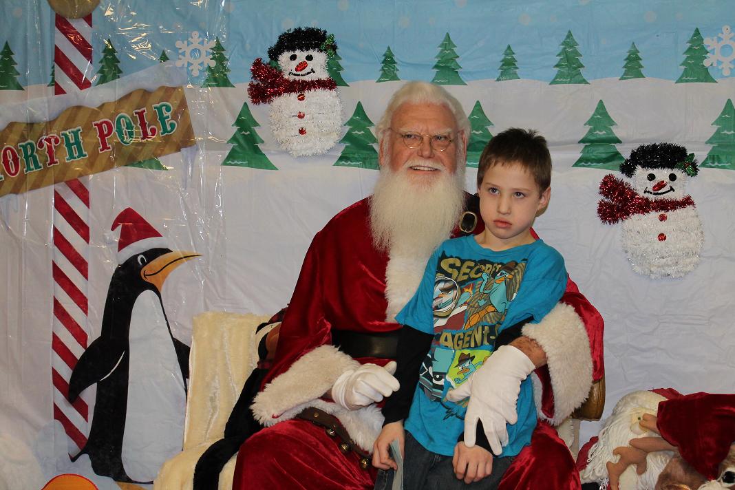 2012_kids_christmas_party_68