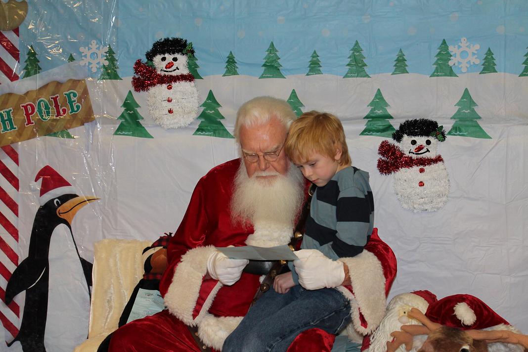 2012_kids_christmas_party_90
